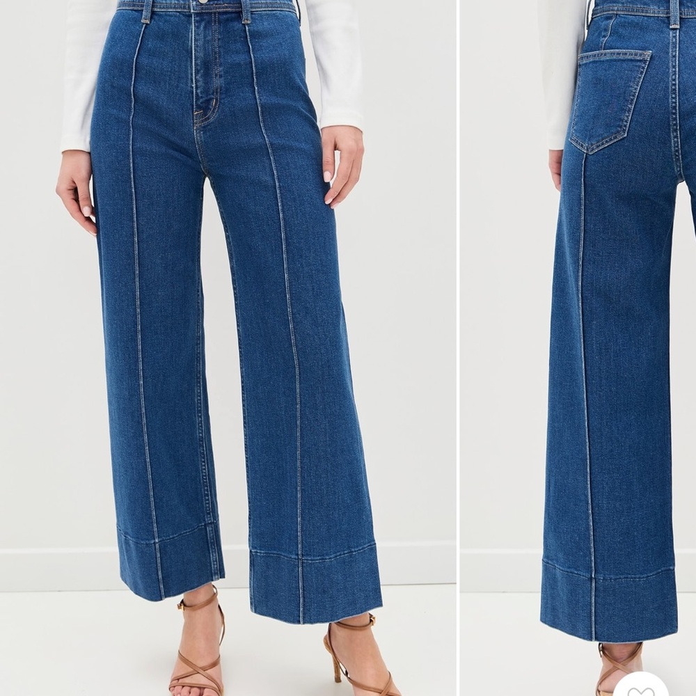 Pistola Penny Pintck Wide Leg Flare Jeans in Medium Blue Denim. Size 26